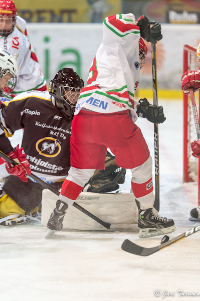 22.02.2013-( Kärpät Oulu (FIN) - Modo Hockey (SWE) )