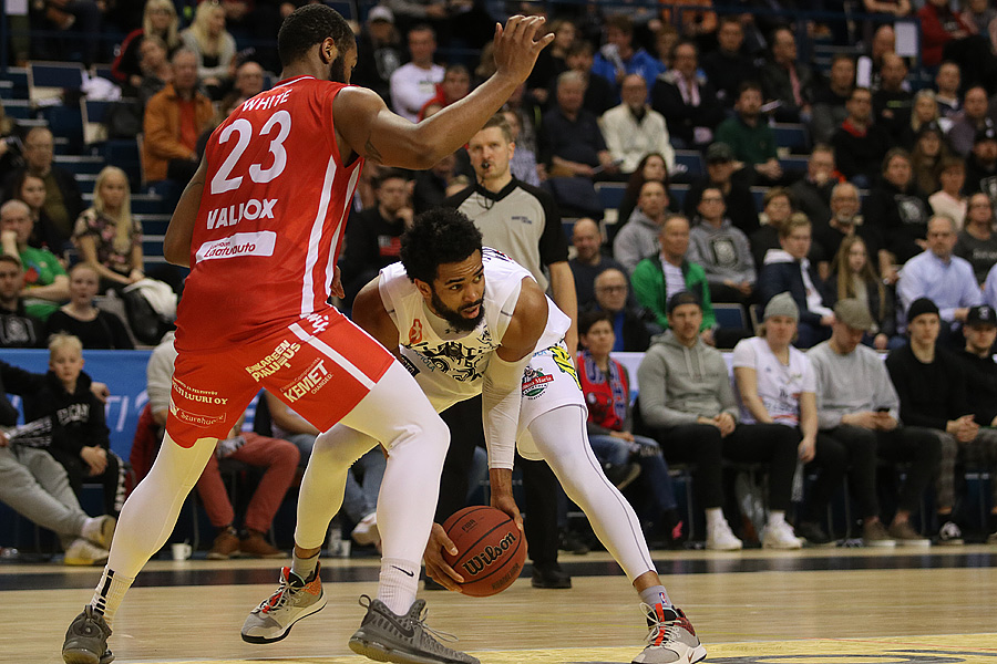 15.4.2019 - (Lahti Basketball-Bisons)