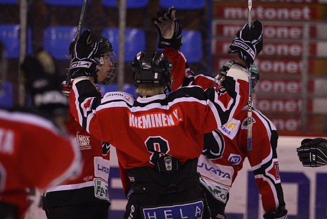 6.3.2010 - (Ässät B-TPS B)