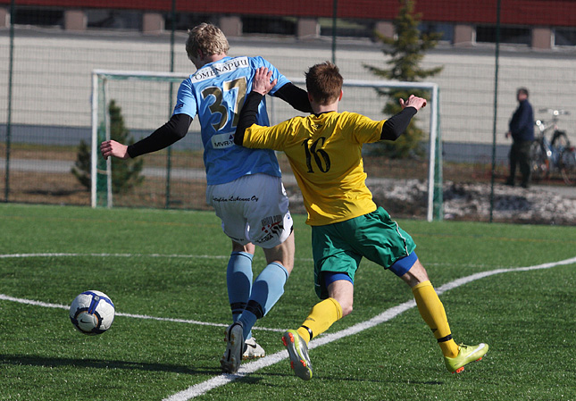16.4.2011 - (FC PoPa-Ilves)
