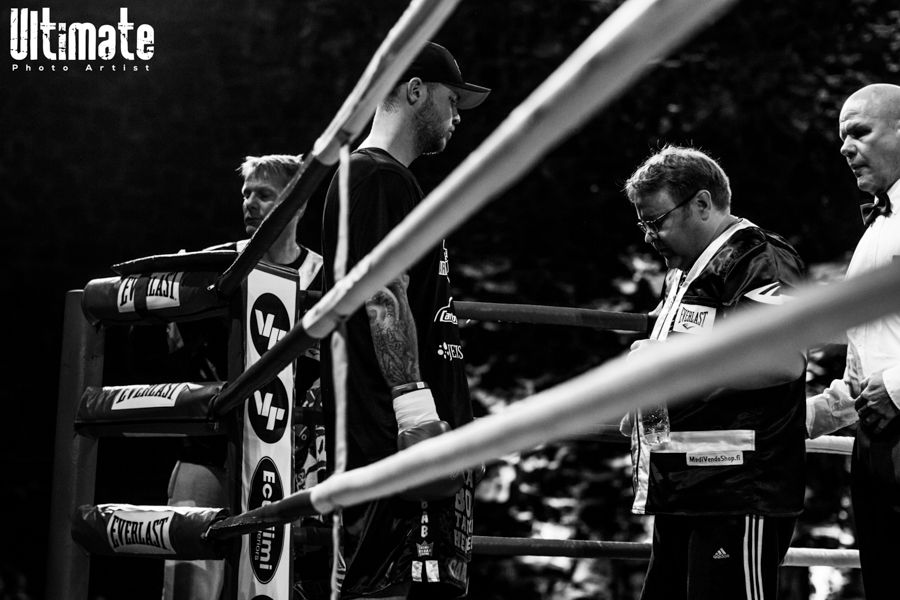 13.8.2016 Boxing Night, Savonlinna: Gennadi Mentsikainen - Radenko Kovac 