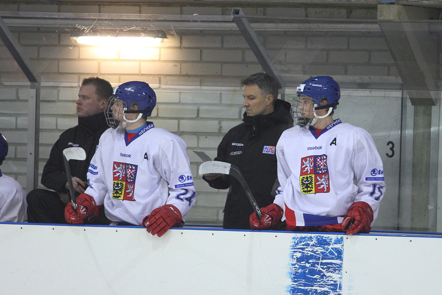 8.2.2012 - (Tsekki U18-Suomi U18)