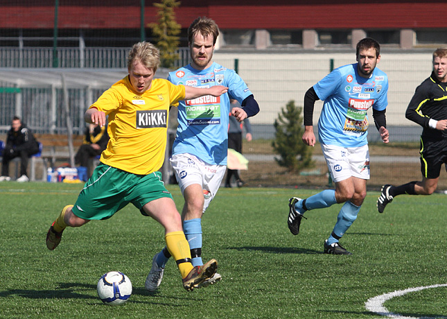 16.4.2011 - (FC PoPa-Ilves)